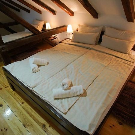 Epicenter Hotel Ni Екстериор снимка